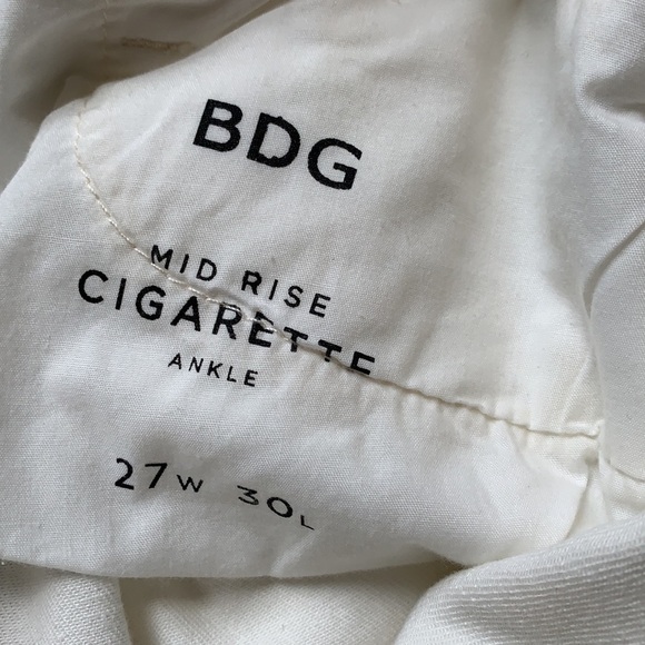 BDG Skinny Mid Rise Cigarette Stretch Jean - Picture 6 of 10